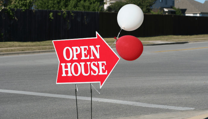 Real Estate Open House Signs: Which Kinds You Need and Tips to Attract More Stop-Ins